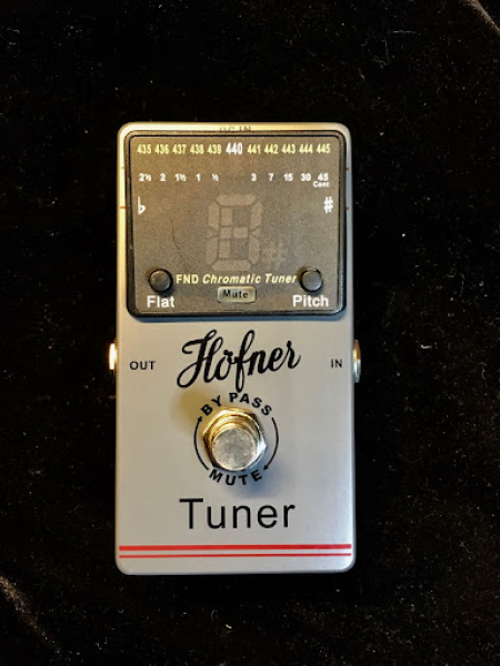 Höfner CN Pedal Tuner Stimmgerät